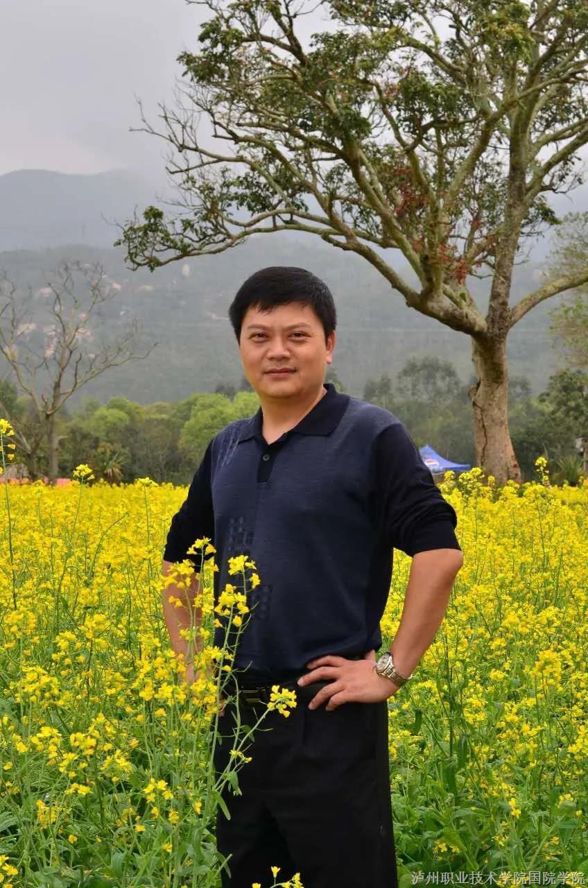 王小红4.jpg 王小红4.jpg